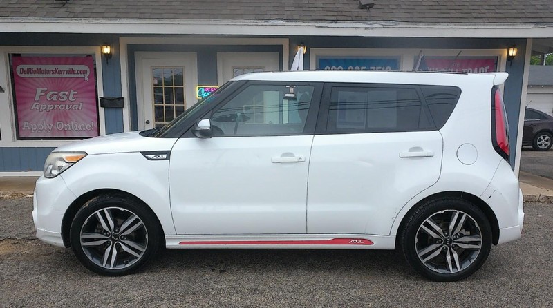 Kia Soul Vehicle Full-screen Gallery Image 02