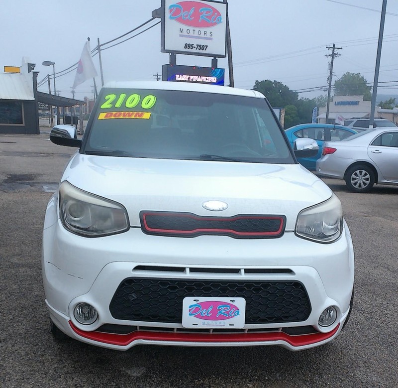 Kia Soul Vehicle Full-screen Gallery Image 03