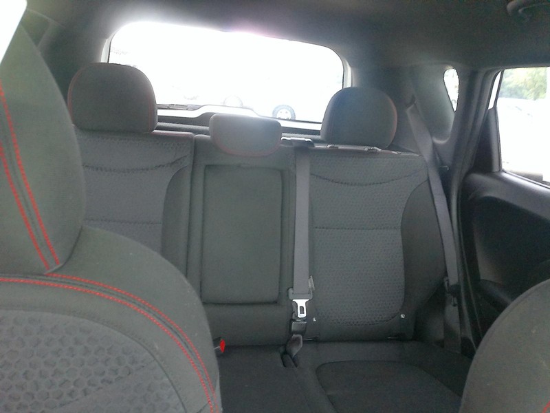 Kia Soul Vehicle Full-screen Gallery Image 05