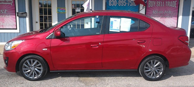 Mitsubishi Mirage G4 Vehicle Full-screen Gallery Image 02