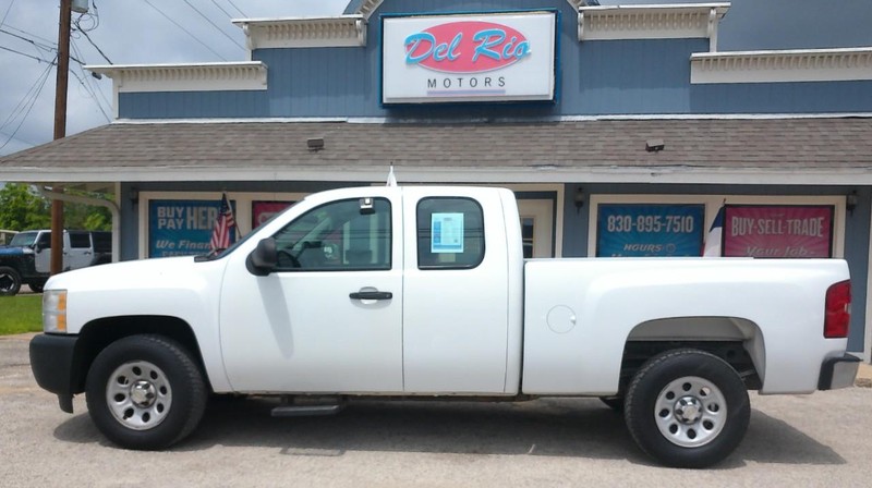 Chevrolet Silverado 1500 Vehicle Full-screen Gallery Image 02