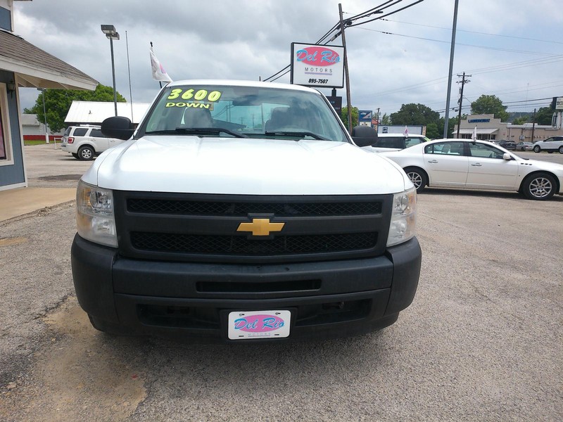 Chevrolet Silverado 1500 Vehicle Full-screen Gallery Image 03