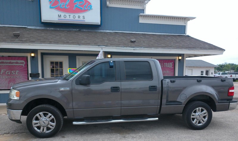 Ford F-150 Vehicle Full-screen Gallery Image 02