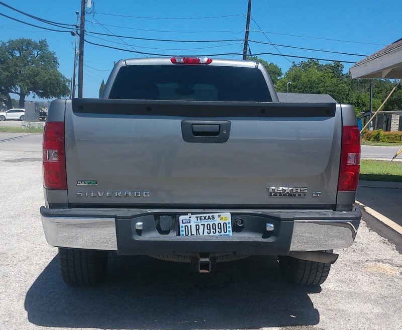 Chevrolet Silverado 1500 Vehicle Full-screen Gallery Image 07