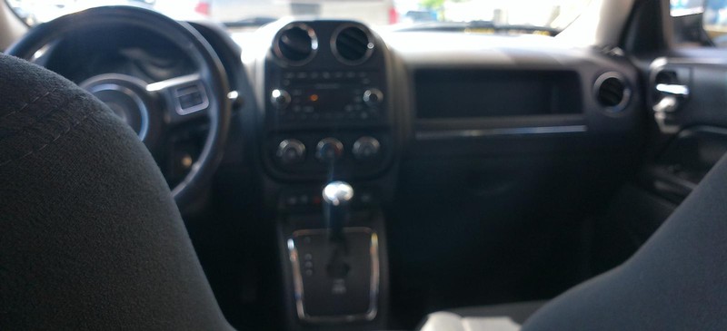 Jeep Patriot Vehicle Full-screen Gallery Image 10
