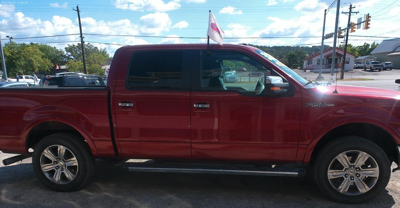 Ford F-150 Vehicle Full-screen Gallery Image 03
