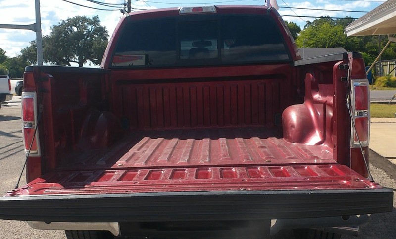 Ford F-150 Vehicle Full-screen Gallery Image 07