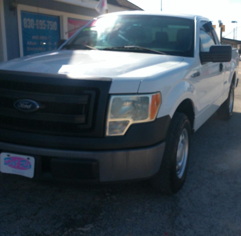 Ford F-150 Vehicle Full-screen Gallery Image 02