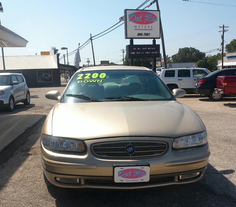 Buick Regal Vehicle Full-screen Gallery Image 03