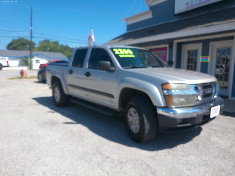 Isuzu i-350 Vehicle Full-screen Gallery Image 02