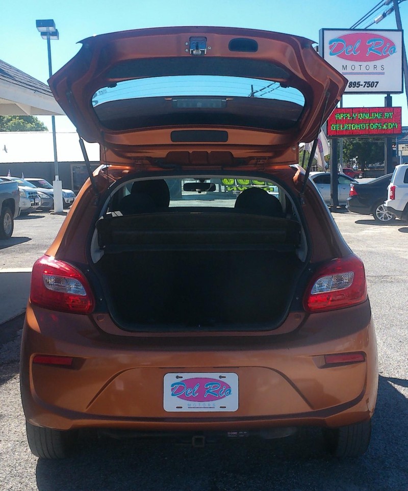 Mitsubishi Mirage Vehicle Full-screen Gallery Image 04