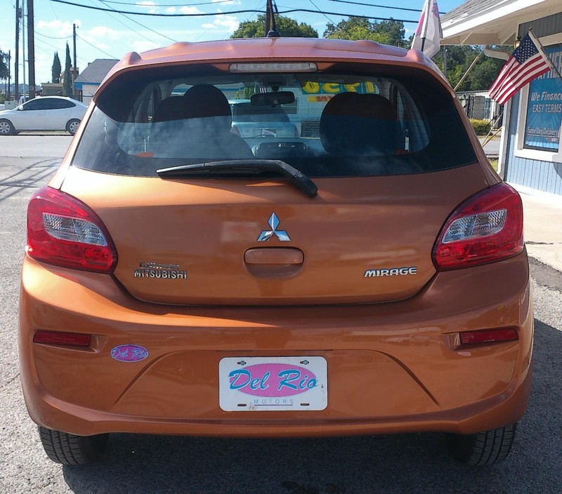 Mitsubishi Mirage Vehicle Full-screen Gallery Image 04