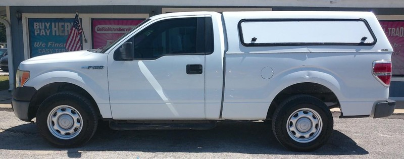 Ford F-150 Vehicle Full-screen Gallery Image 02