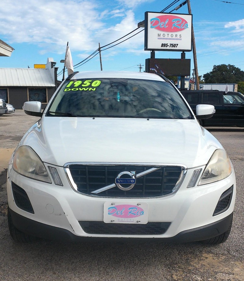 Volvo XC60 Vehicle Full-screen Gallery Image 05