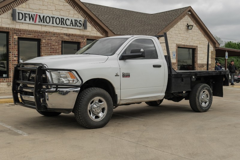 Ram 2500 Vehicle Full-screen Gallery Image 02