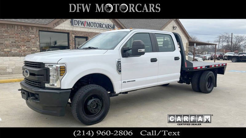 Ford Super Duty F-350 DRW Vehicle Full-screen Gallery Image 01