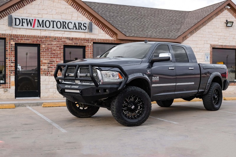 Ram 2500 Vehicle Full-screen Gallery Image 03