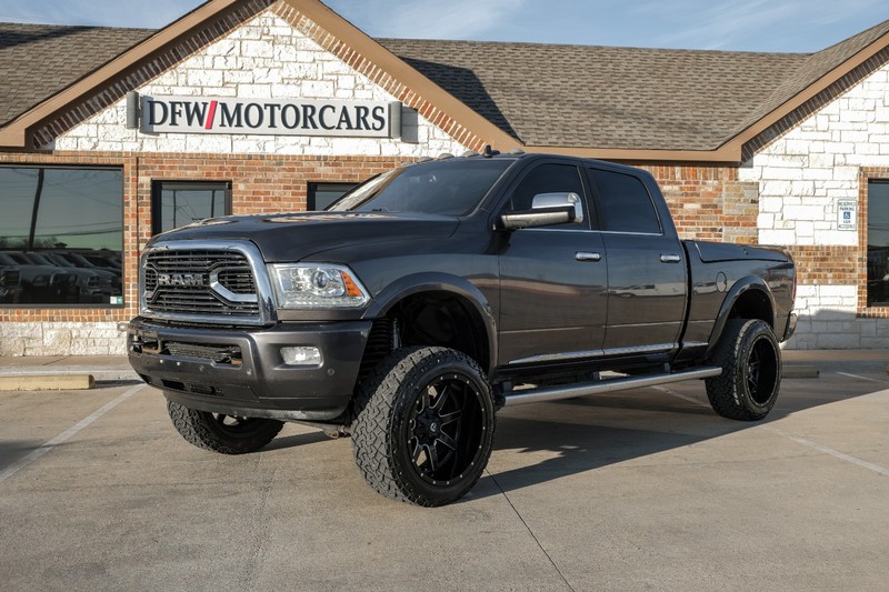 Ram 2500 Vehicle Full-screen Gallery Image 03