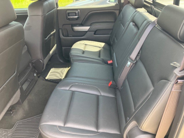 Chevrolet Silverado 1500 Vehicle Full-screen Gallery Image 11