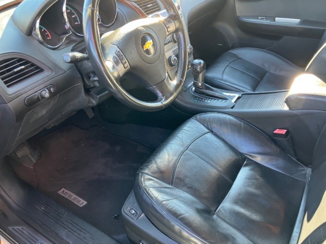 Chevrolet Malibu Vehicle Full-screen Gallery Image 7