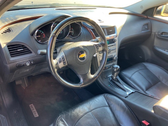 Chevrolet Malibu Vehicle Full-screen Gallery Image 10