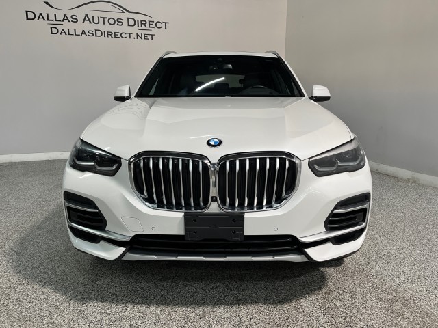 BMW X5 Vehicle Full-screen Gallery Image 02