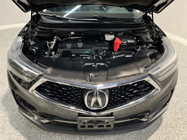 Acura RDX Vehicle Full-screen Gallery Image 03