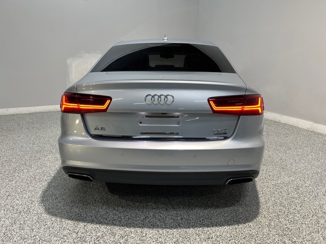 Audi A6 Vehicle Full-screen Gallery Image 03