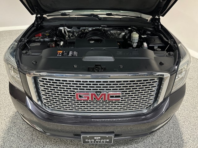 GMC Yukon XL Vehicle Full-screen Gallery Image 03