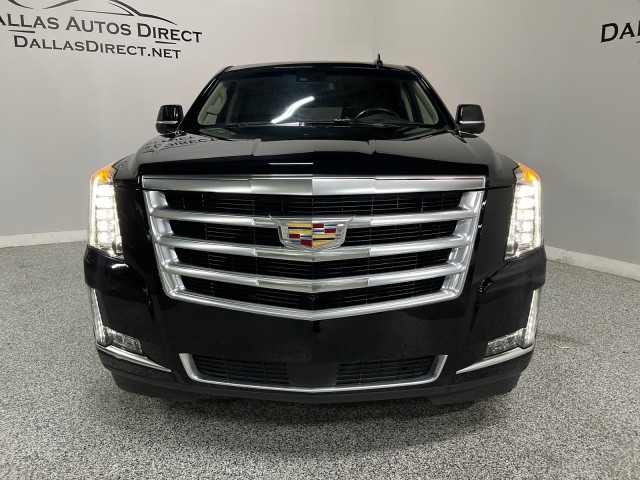 Cadillac Escalade Vehicle Full-screen Gallery Image 02