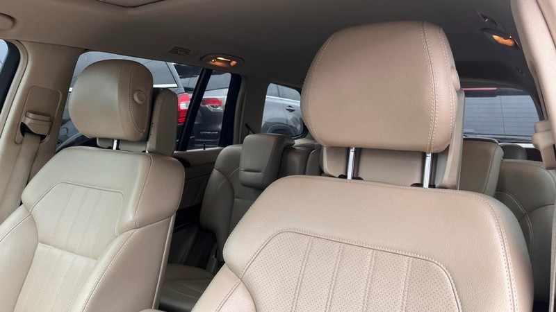 Mercedes-Benz GL-Class Vehicle Image 06