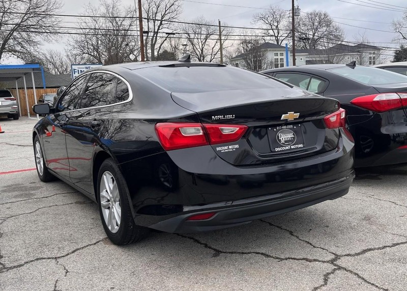 Chevrolet Malibu Vehicle Image 07
