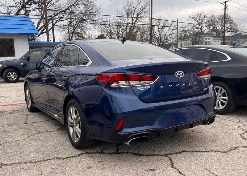 Hyundai Sonata Vehicle Image 07