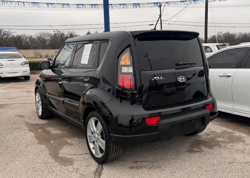 Kia Soul Vehicle Image 07
