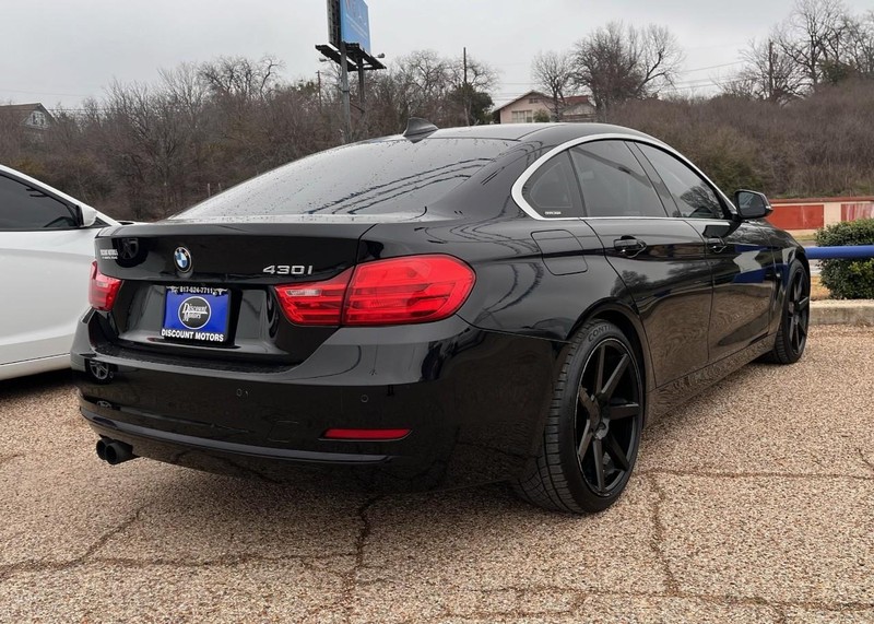 BMW 4 Series Vehicle Image 04
