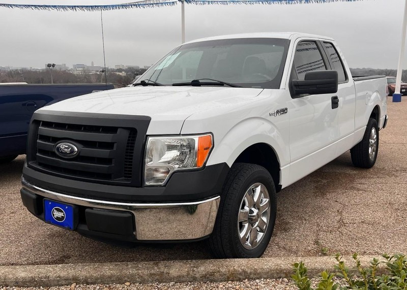 Ford F-150 Vehicle Image 02