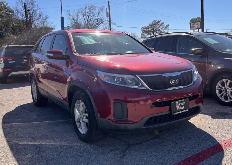 Kia Sorento Vehicle Image 03