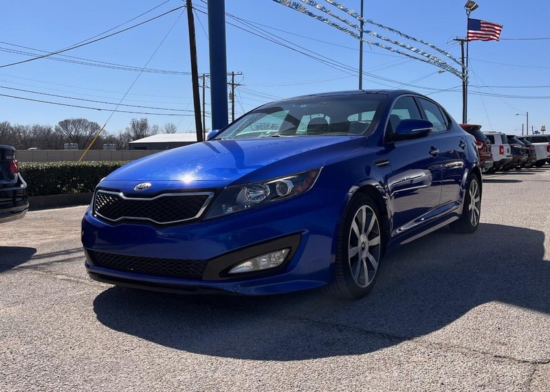 Kia Optima Vehicle Image 02