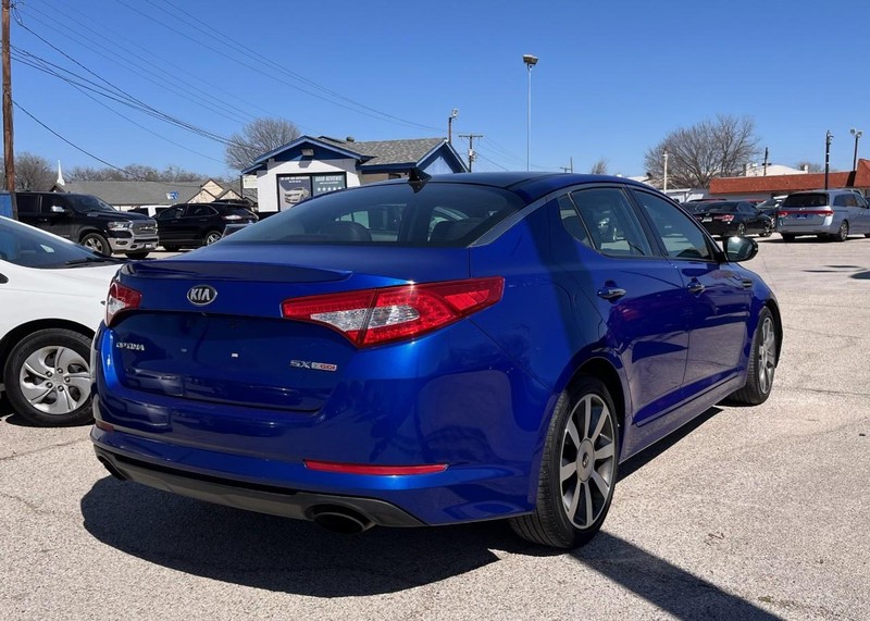 Kia Optima Vehicle Image 04