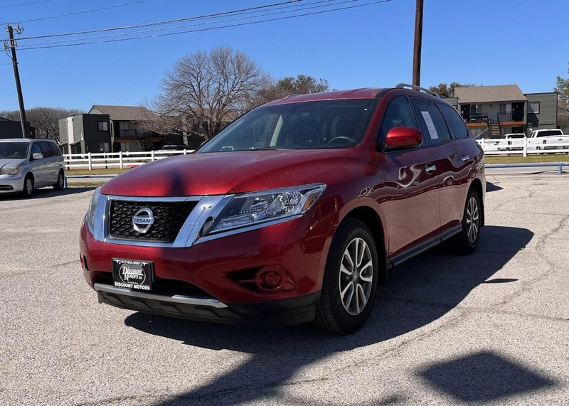 Nissan Pathfinder Vehicle Image 02