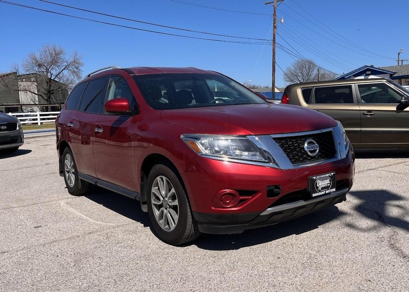 Nissan Pathfinder Vehicle Image 03