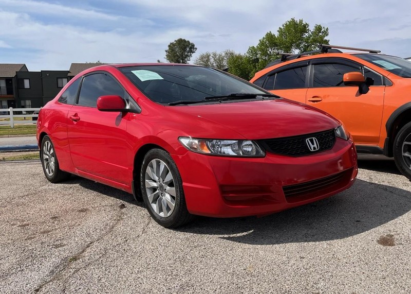 Honda Civic Coupe Vehicle Image 03