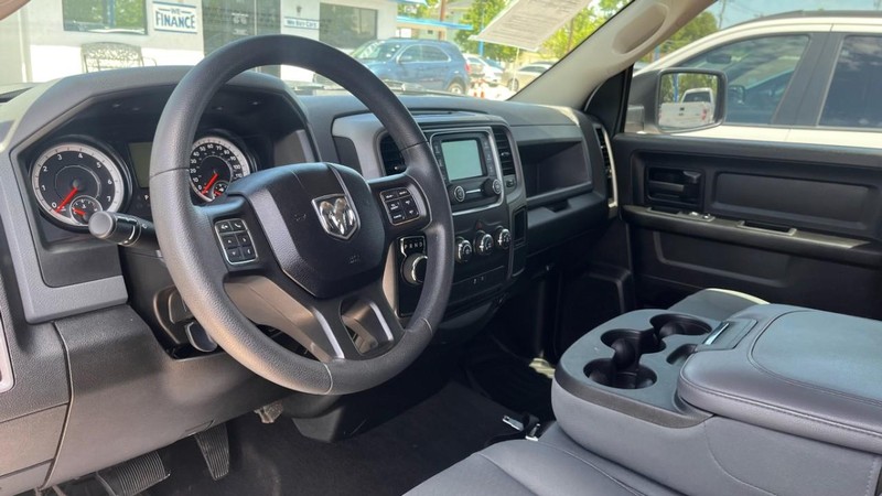 Ram 1500 Vehicle Image 04