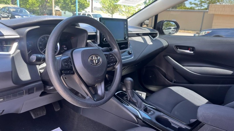 Toyota Corolla Vehicle Image 05