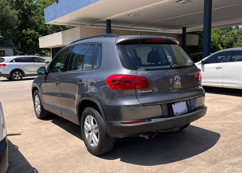 Volkswagen Tiguan Vehicle Image 07