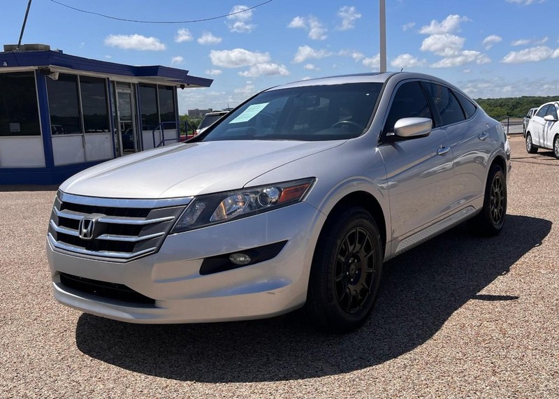 Honda Crosstour Vehicle Image 02