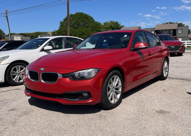 BMW 3 Series Vehicle Image 02