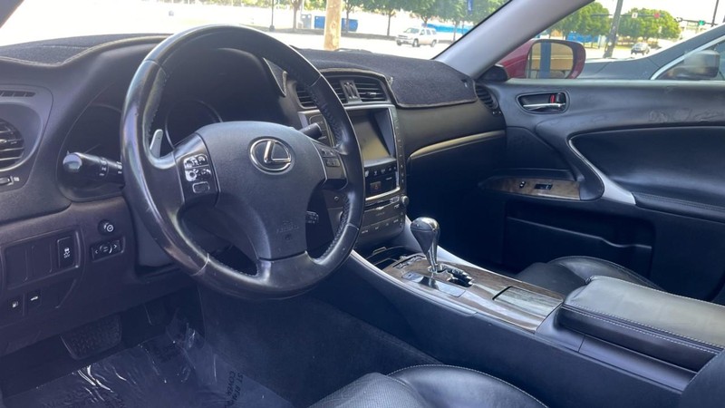 Lexus IS 250 Vehicle Image 05