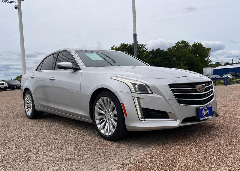 Cadillac CTS Sedan Vehicle Image 03