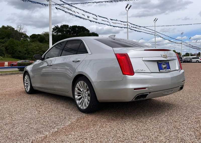 Cadillac CTS Sedan Vehicle Image 07